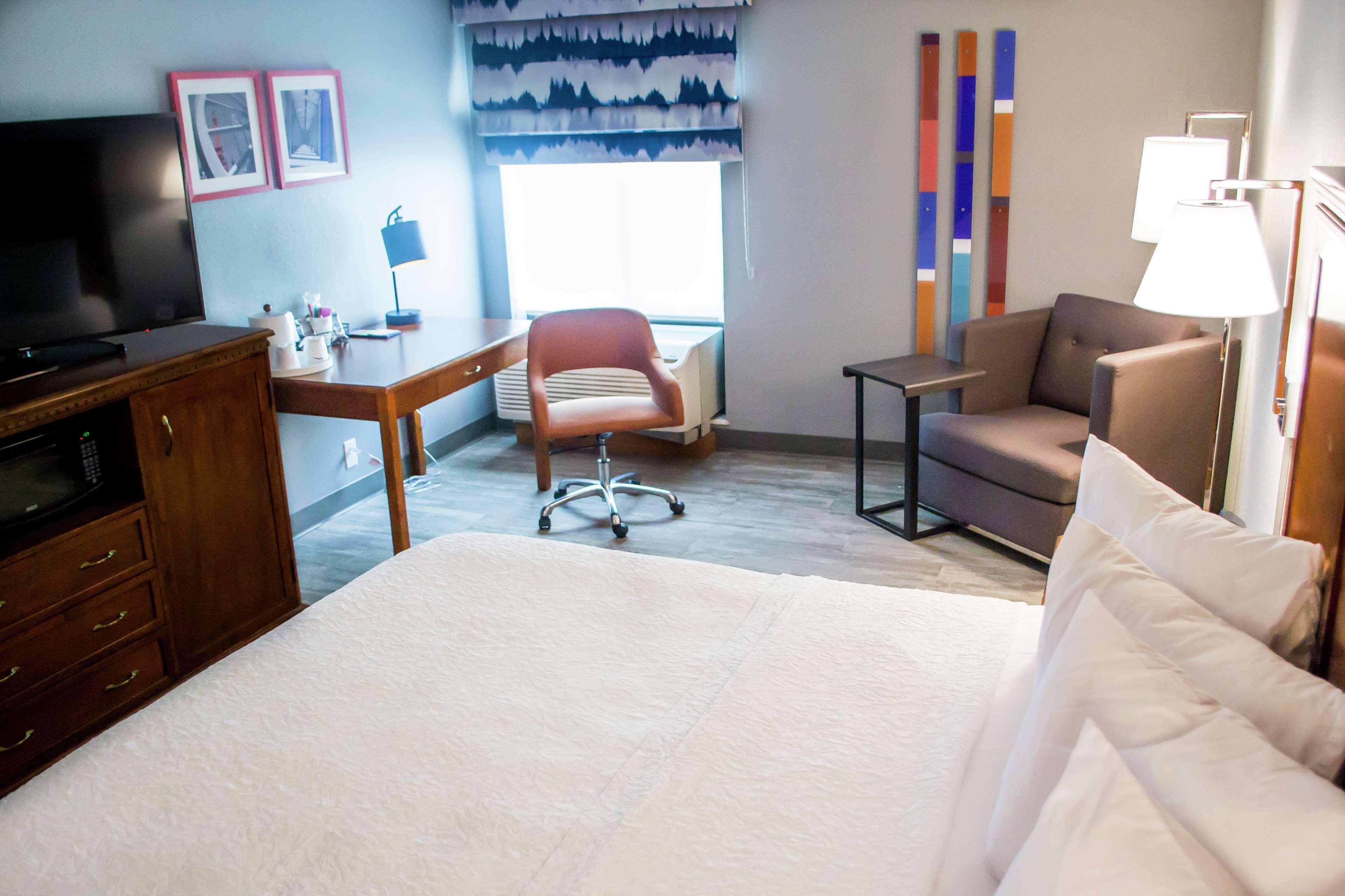 Hotel Hampton