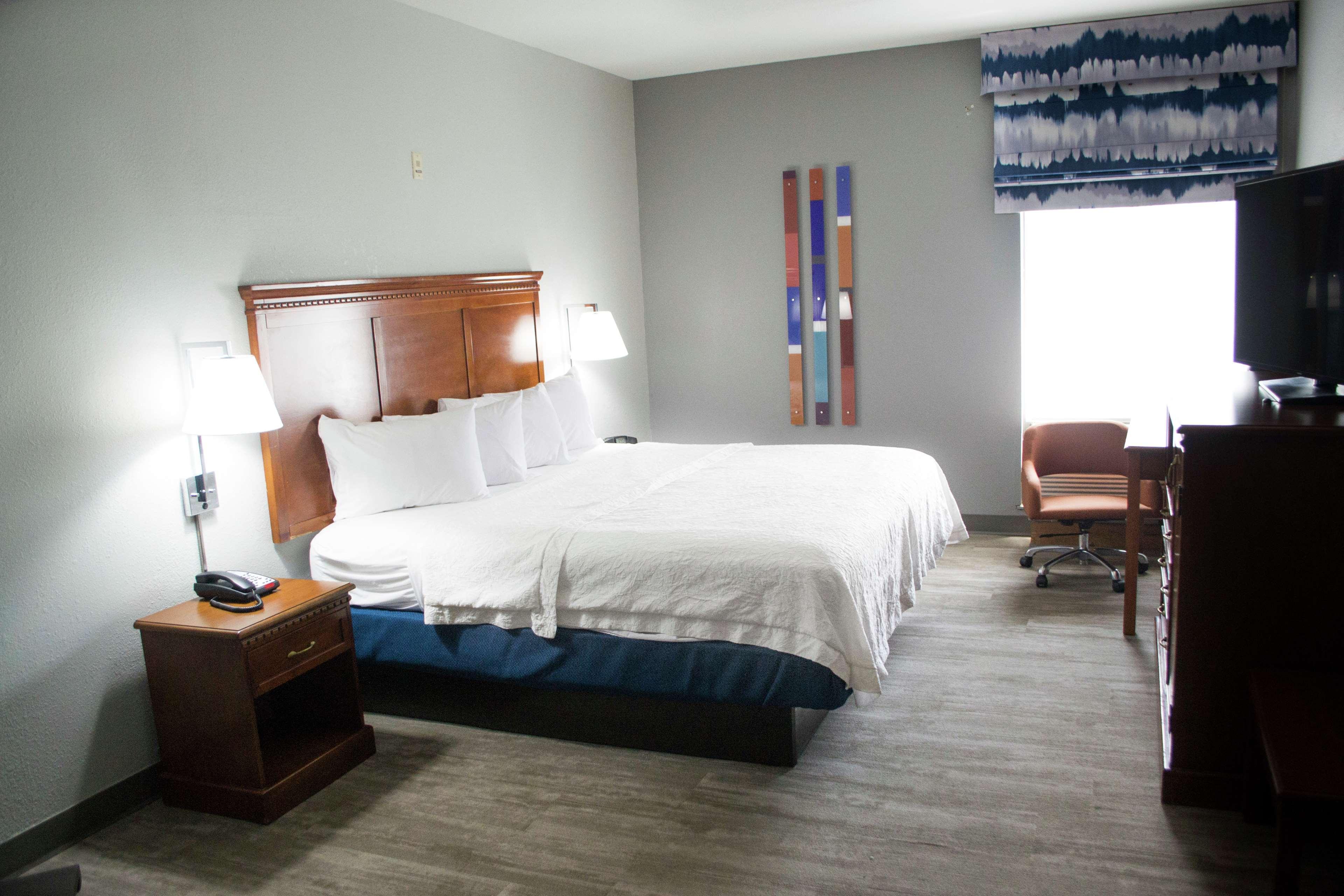 Hotel Hampton 3*