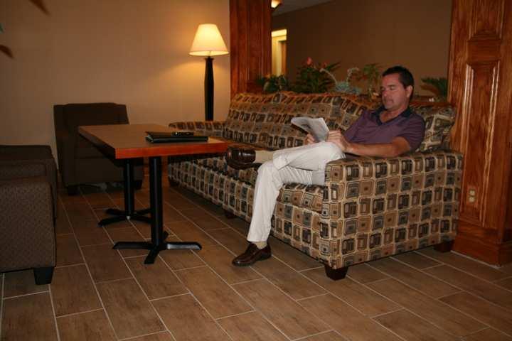 Hotel Hampton